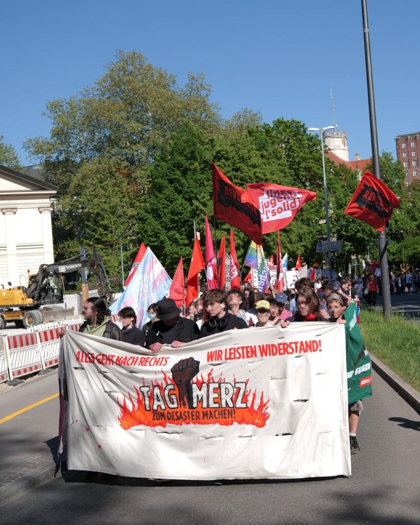jugend01-819x1024.jpg